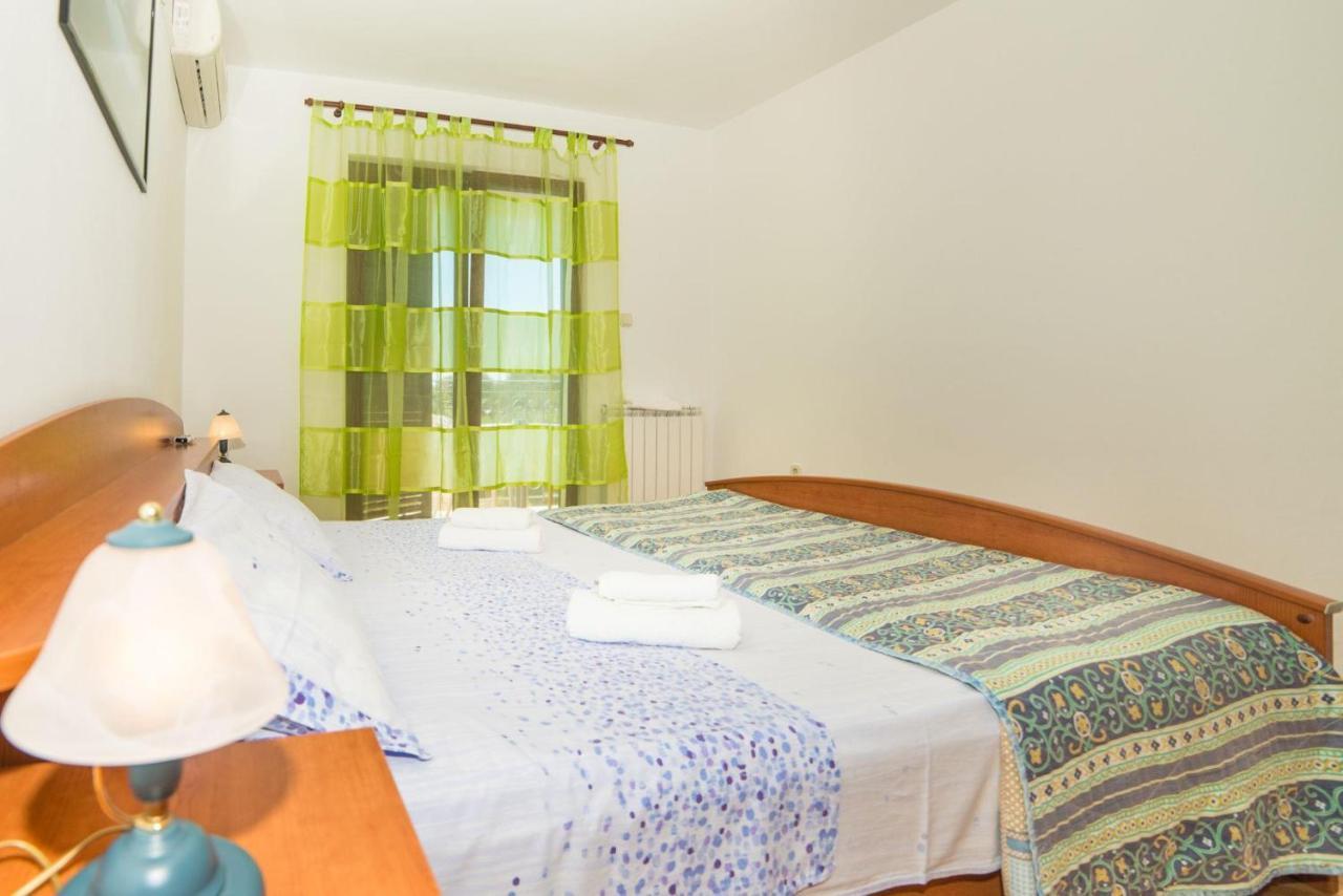 Rooms Glavan 63 โรวีน ภายนอก รูปภาพ
