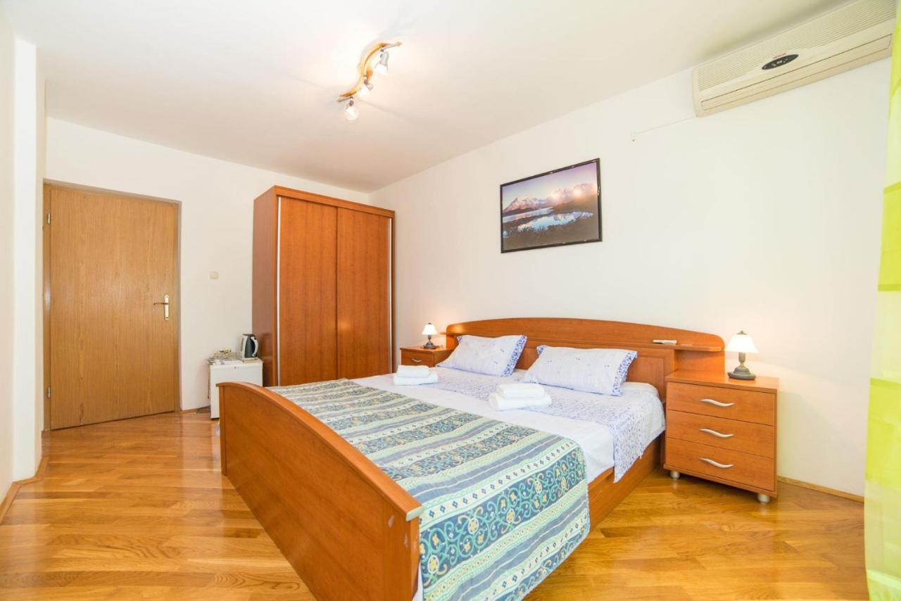 Rooms Glavan 63 โรวีน ภายนอก รูปภาพ