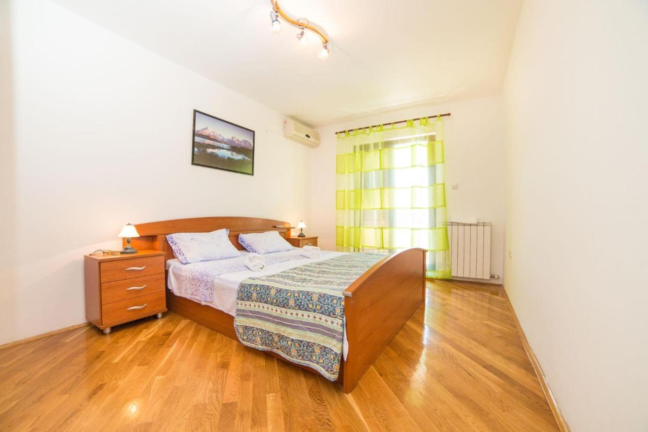 Rooms Glavan 63 โรวีน ภายนอก รูปภาพ